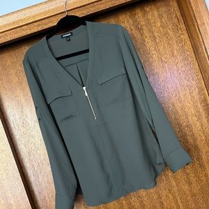 Express Top | Army Green Color | size L